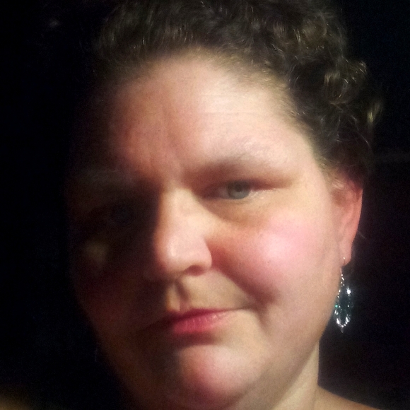 Meet your Posher, Betty anne - Picture 2 of 2